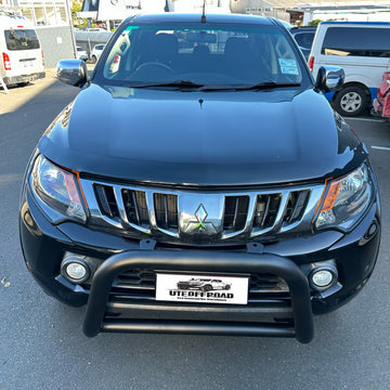 Bonnet Guard Protector Stone Guard Mitsubishi Triton MQ 2015-2018