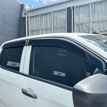 DOOR VISORS/ WINDOW MONSOONS Weather Shields Isuzu D-max 2012-2020