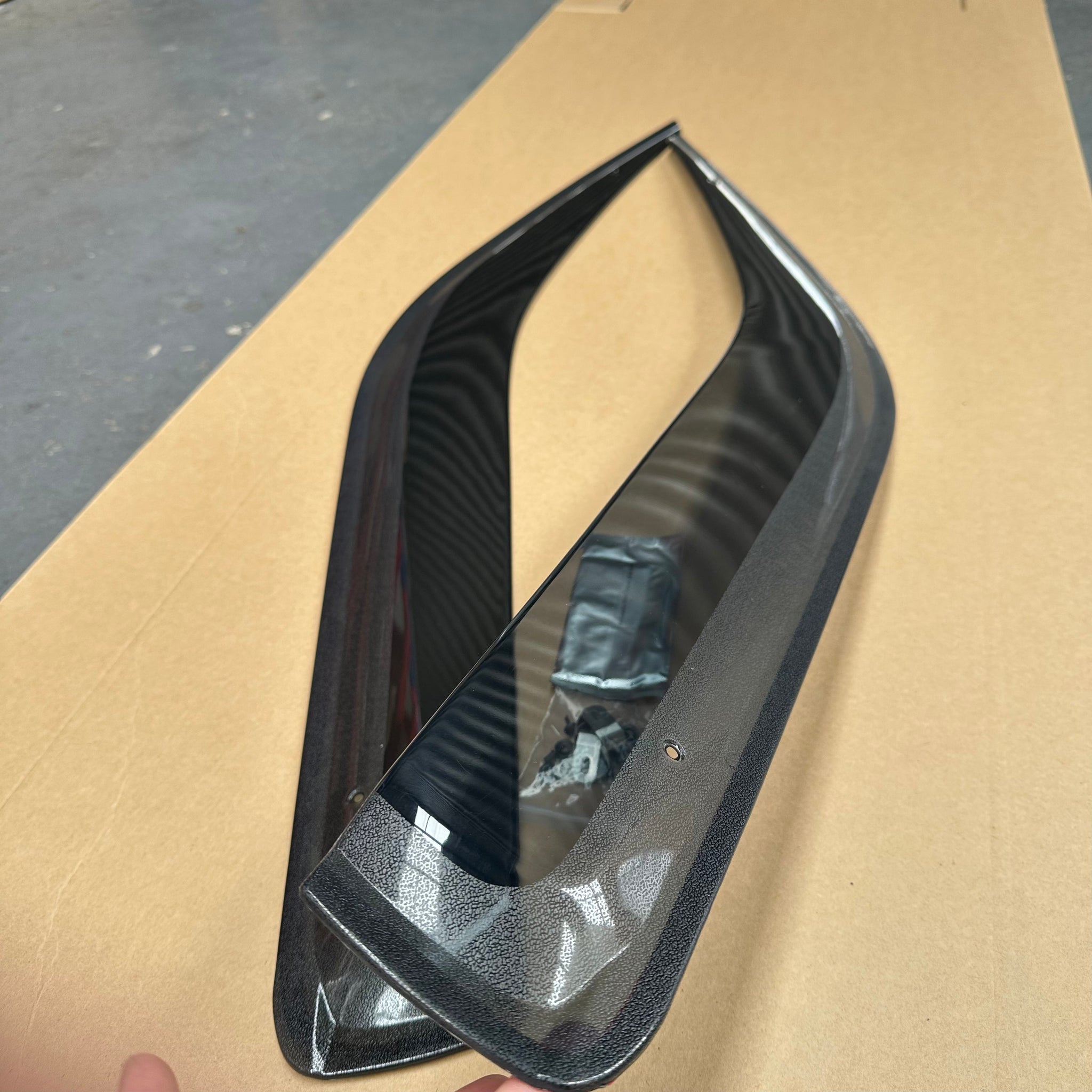 DOOR VISORS Aftermarket Style/ MONSOONS Weather Shields Toyota Hiace 2005-2019