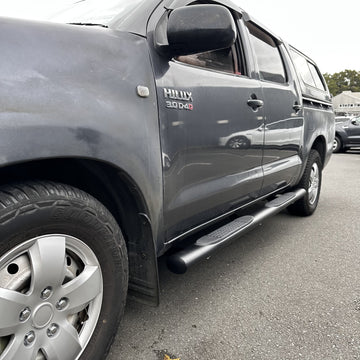 Running Board 4 inch Oval Tube Black Stainless Steel Hilux 05-15 Double Cab