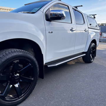 Side Step Running Board Black Steel Isuzu D-Max 2021-2023 Double/Super Cab