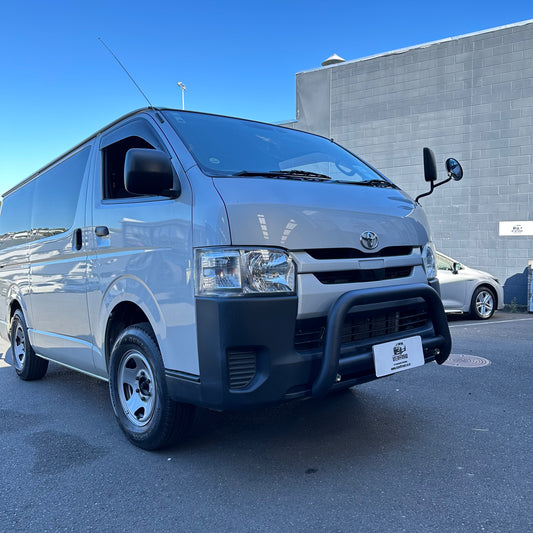 Nudge Bar Toyota Hiace Narrow Body 2005-2019 Matte Black