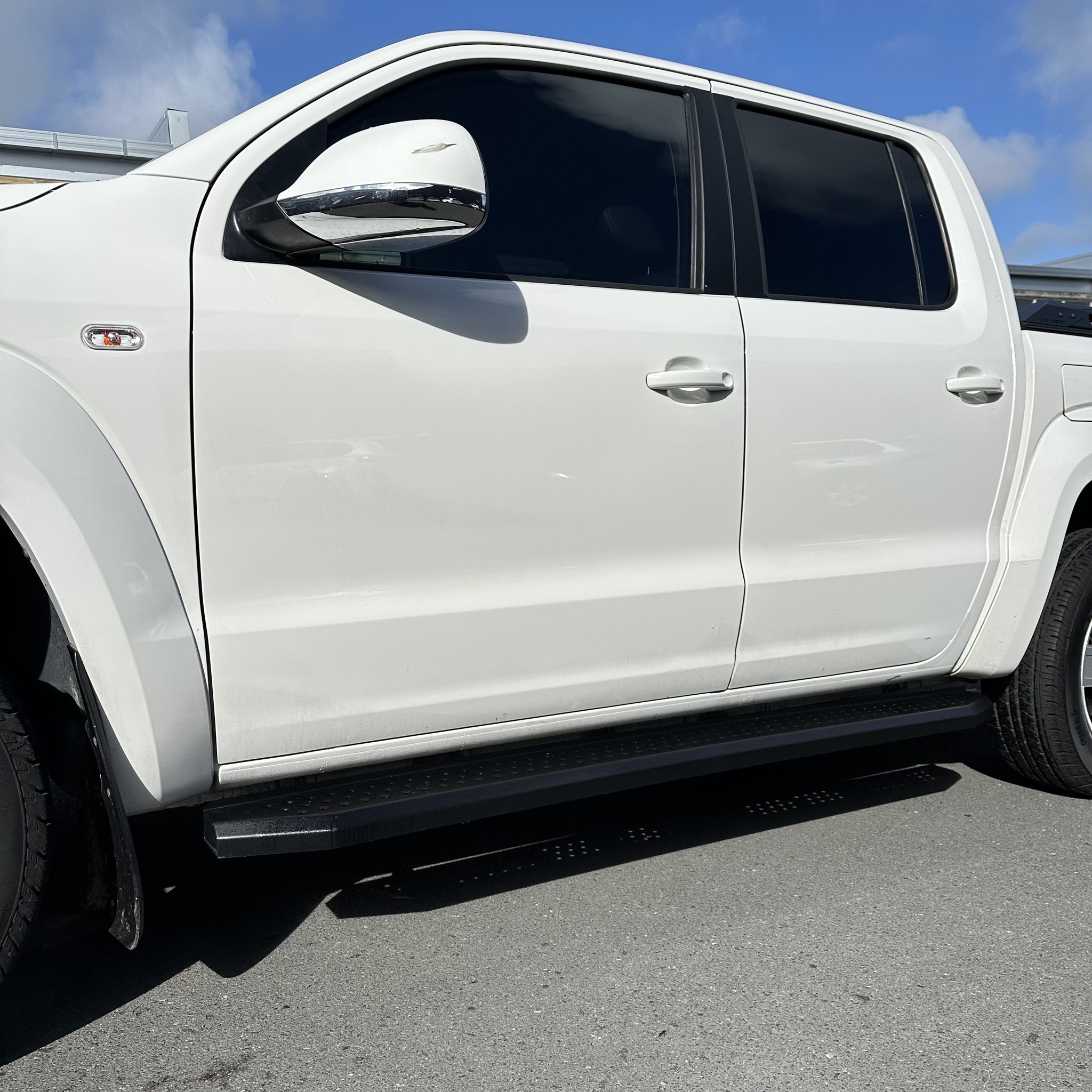 Side Step Running Board Volkswagen Amarok 2010-2023 F3 Black Steel