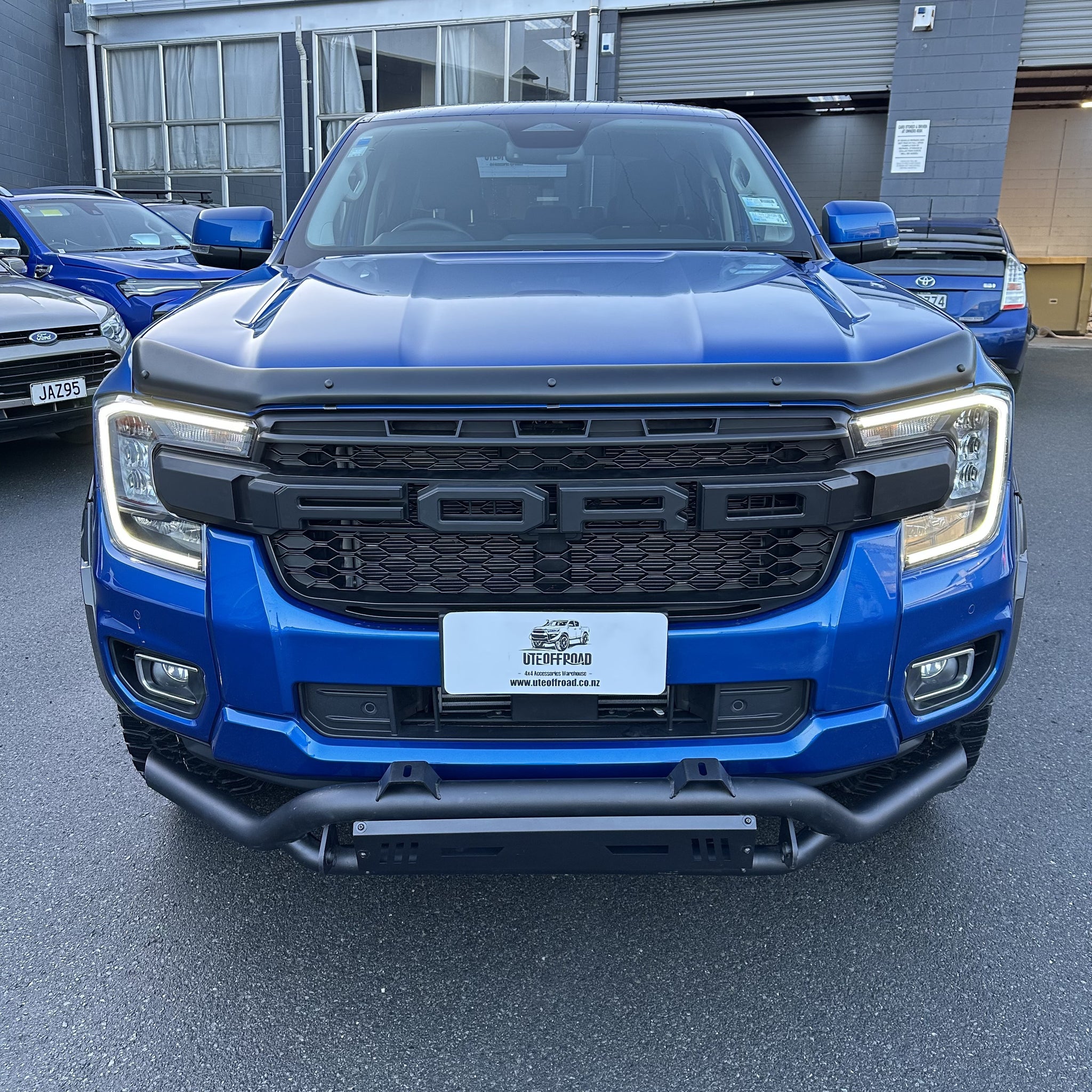 Bonnet Guard Protector Stone Guard Ford Ranger 2022+ New Ranger Matte Black