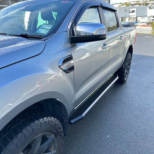 Side Step Running Board Black Steel Everest 2022+ Double/Super Cab