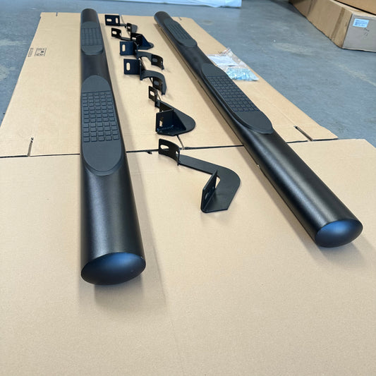 Running Board 4 inch Oval Tube Black Stainless Steel D-Max 2021-2023 Double Cab
