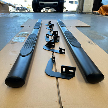 Running Board 4 inch Oval Tube Black Stainless Steel D-Max 2012-2020 Double Cab