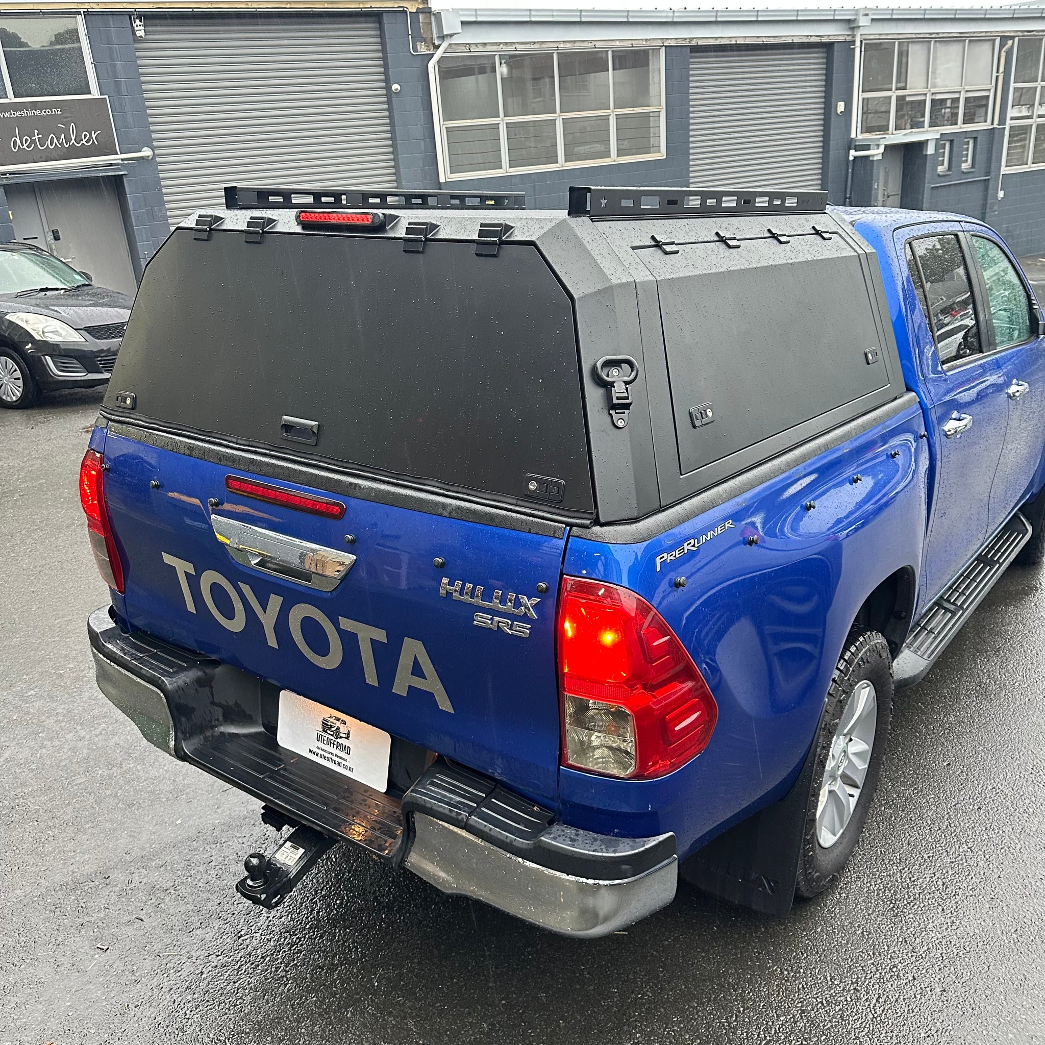 Aluminium Canopy Carpot Cover for Toyota Hilux Revo 2015-Current SR5/SR5 Cruiser