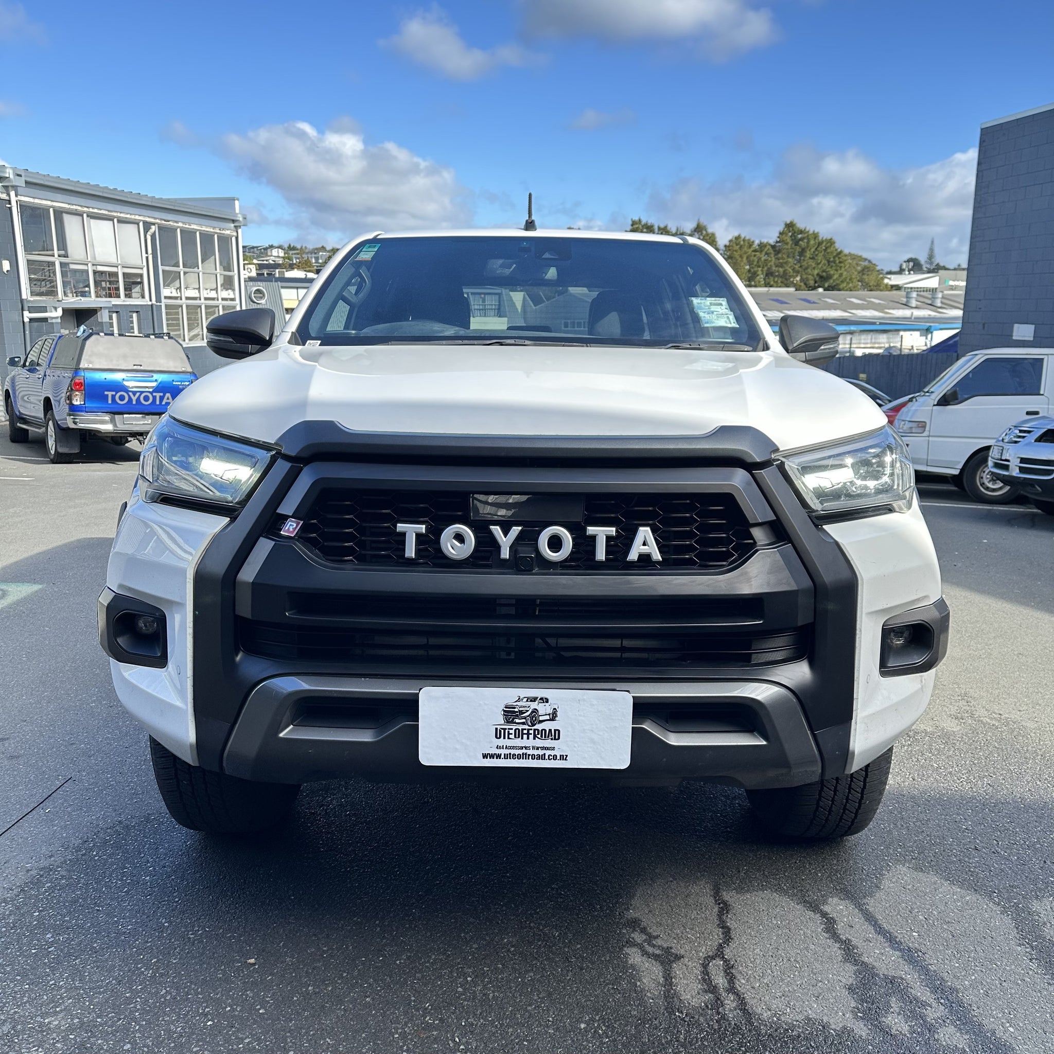 Front Bumper Grille for Toyota Hilux 2021-2024 SR5 Cruiser