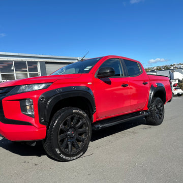 Fender Flare Mitsubishi Triton 2019-2023 Bolt Style Matte Black