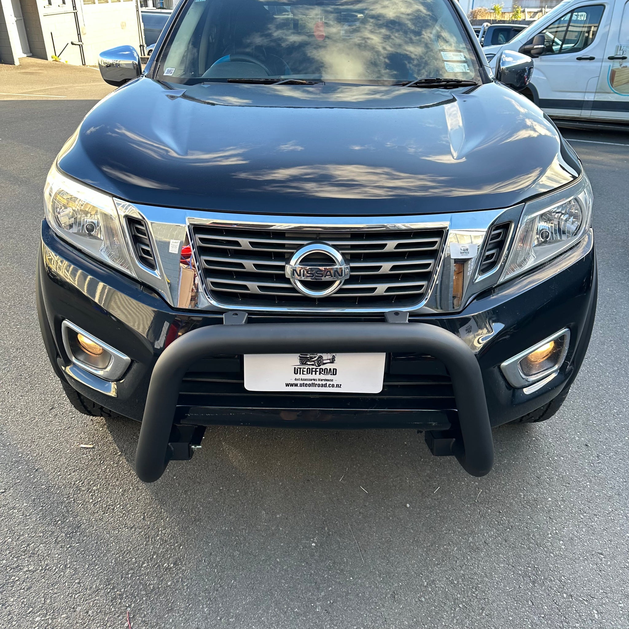 Nudge Bar (Compatible Front Sensors) Nissan Navara NP300 2015-2020 Matte Black W2