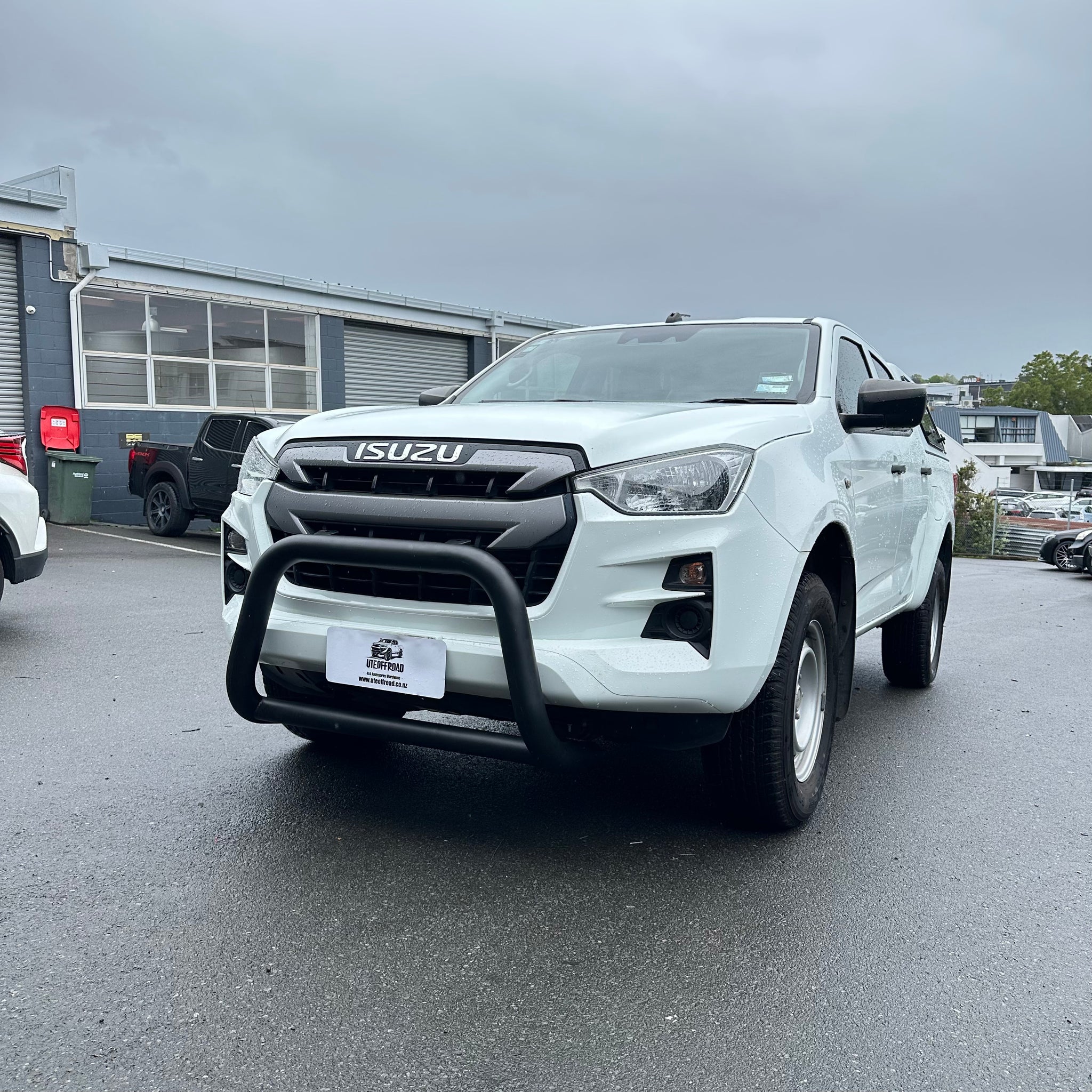 Stainless Steel Nudge Bar Isuzu D-Max LS / LX 2021-2023 Matte Black