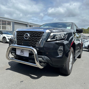 304 Stainless Steel Nudge Bar Nissan Navara 2021+ Medium Size (Compatible Front Sensors) Chrome