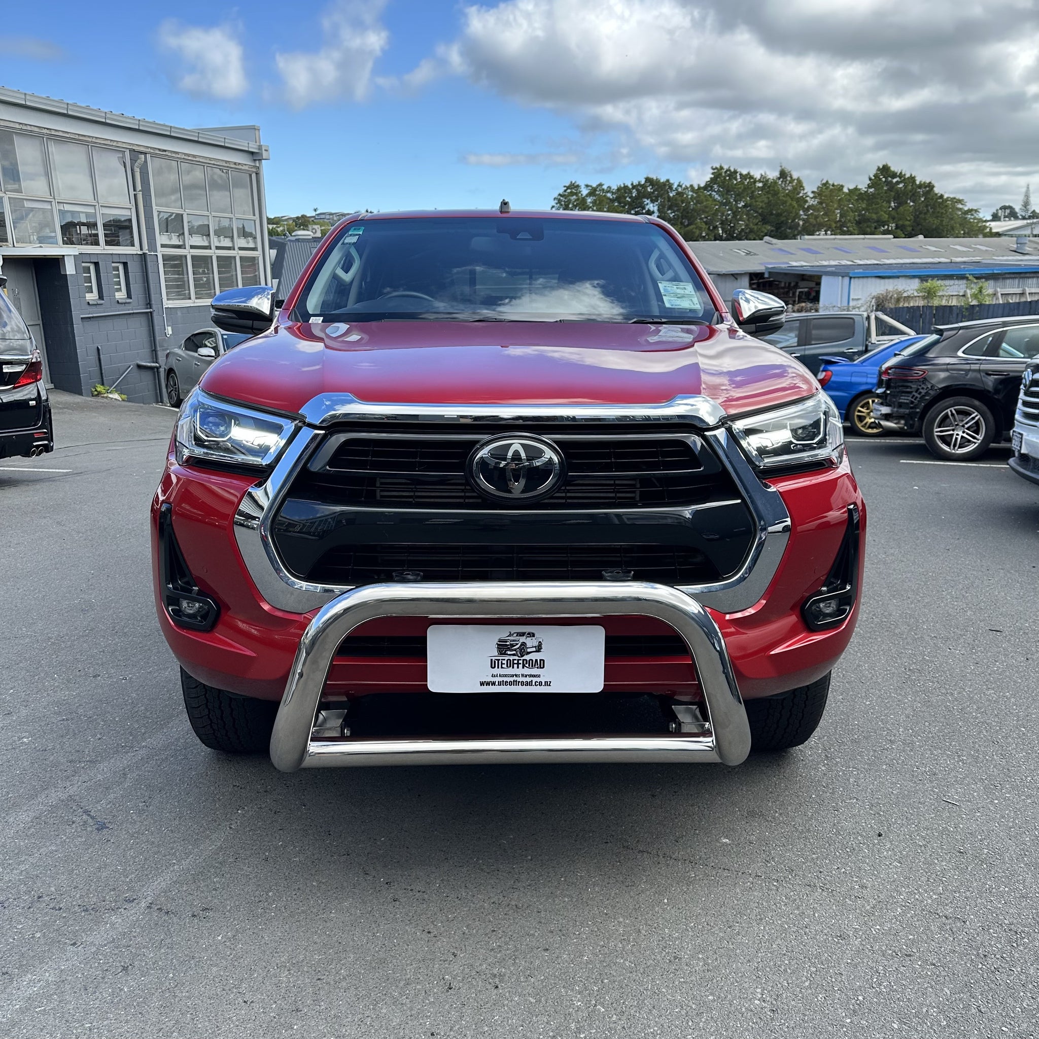 304 Stainless Steel Nudge Bar Toyota Hilux 2021-2025 Medium Size(Compatible Front Camera) Chrome