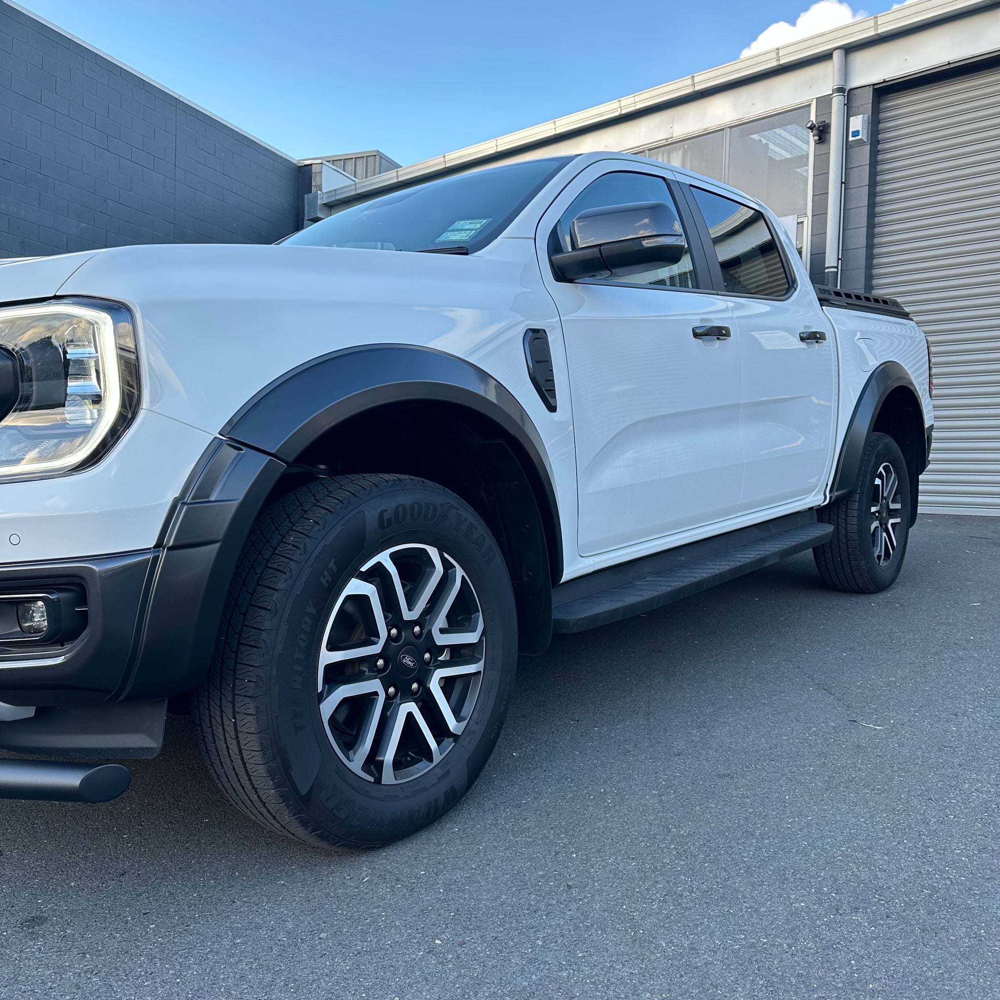 Fender Flare Ford Ranger 2022+ Sport Smooth Style Matte Black Double Cab