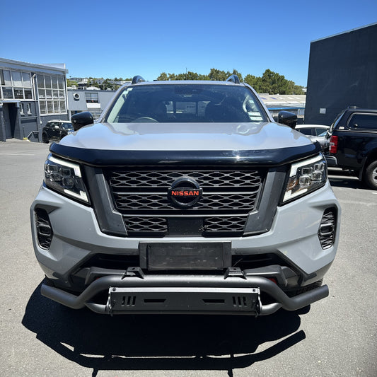 Bonnet Guard Protector Stone Guard Nissan Navara 2021-2025