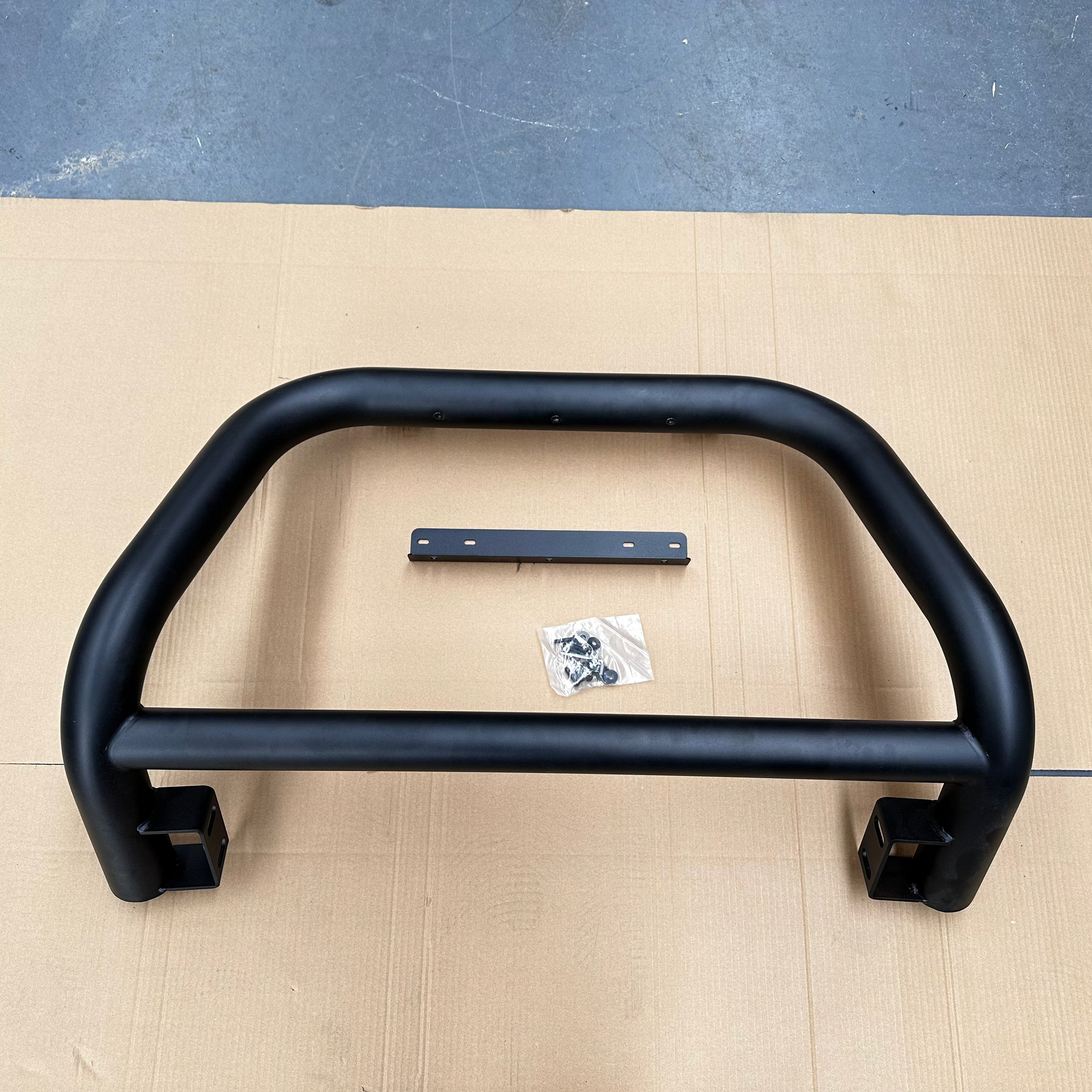 Nudge Bar (Compatible Front Sensors) Isuzu D-Max LS / LX 2021-2023 Matte Black
