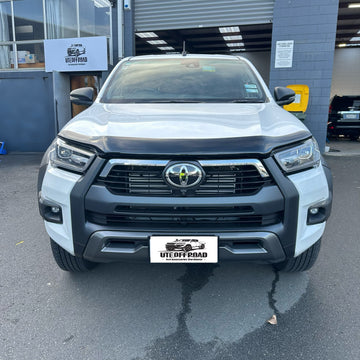 Bonnet Guard Protector Stone Guard Toyota Hilux 2021+