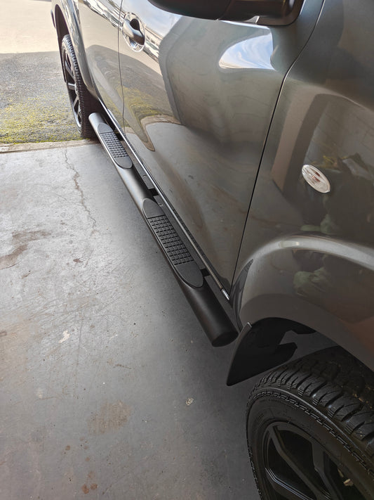 Running Board 4 inch Oval Tube Black Stainless Steel Hilux Vigo 05-15 Double Cab
